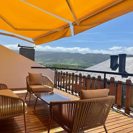 Apartment Magnifico Atico Con Vistas, Parking Y Piscina *