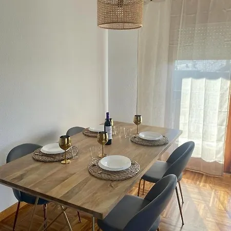 Magnifico Atico Con Vistas, Parking Y Piscina * Puigcerda